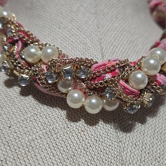 Forever 21 Chunky Mixed Material Necklace - Picture 2 of 5